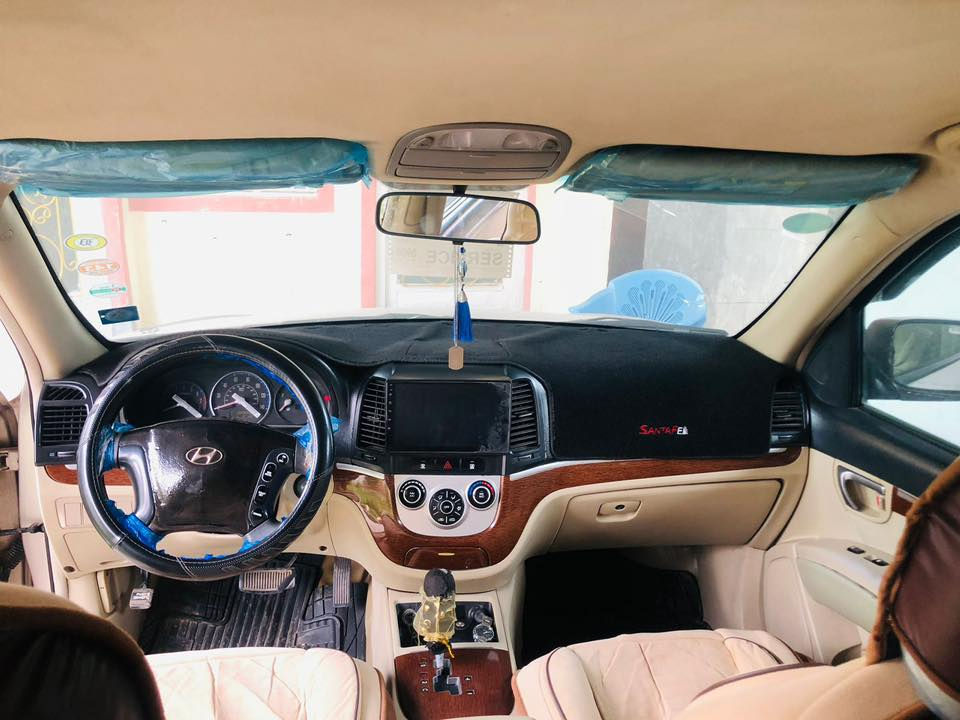 للبيع سنتافي 2007 وارد امريكي
رقم بغداد الجديد  
محرك كير شرط
كهربائيات كله شغاله 
تبريد تدفئه 
تخم تاير +ويل جديد حجم 18
سنويه وهزة جديده لغايه 2030
مكاني صلاح الدين /بلد 
الاستفسار اكثر الاتصال ***********
