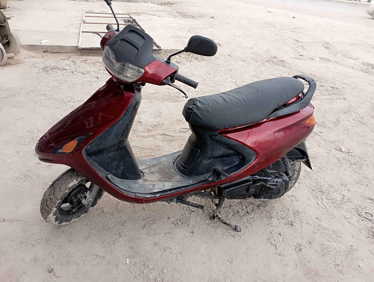 فراشه فحل سلف هندر كهربائيات شغاله
مكان حله قرب جسر الثوره 
***********
