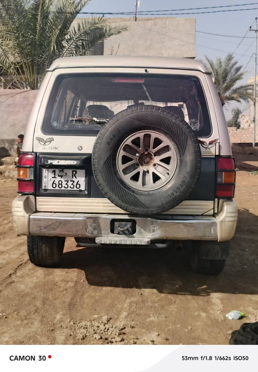 سلام عليكم  سياره لبيع  باجيرو  مديل 92 مكينه 3000 مكرك +كير +كهربايات شغالة السياره بسمي السعر 55 ت *********** تصل
