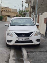 سني هندي 2019 ماشية 158 الف بدون صبغ بيها بس طعجات خفيفه بالباب عكس ال...