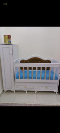 جرباية طفل • هزاز • ميز ٣ خانات