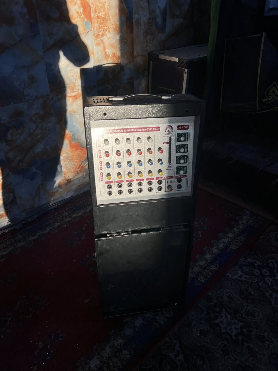 جهاز جاسكوو باب اول شغال 

سعر ((300الف) ) وبي مجال 

***********العنوان بغداد المعامل
