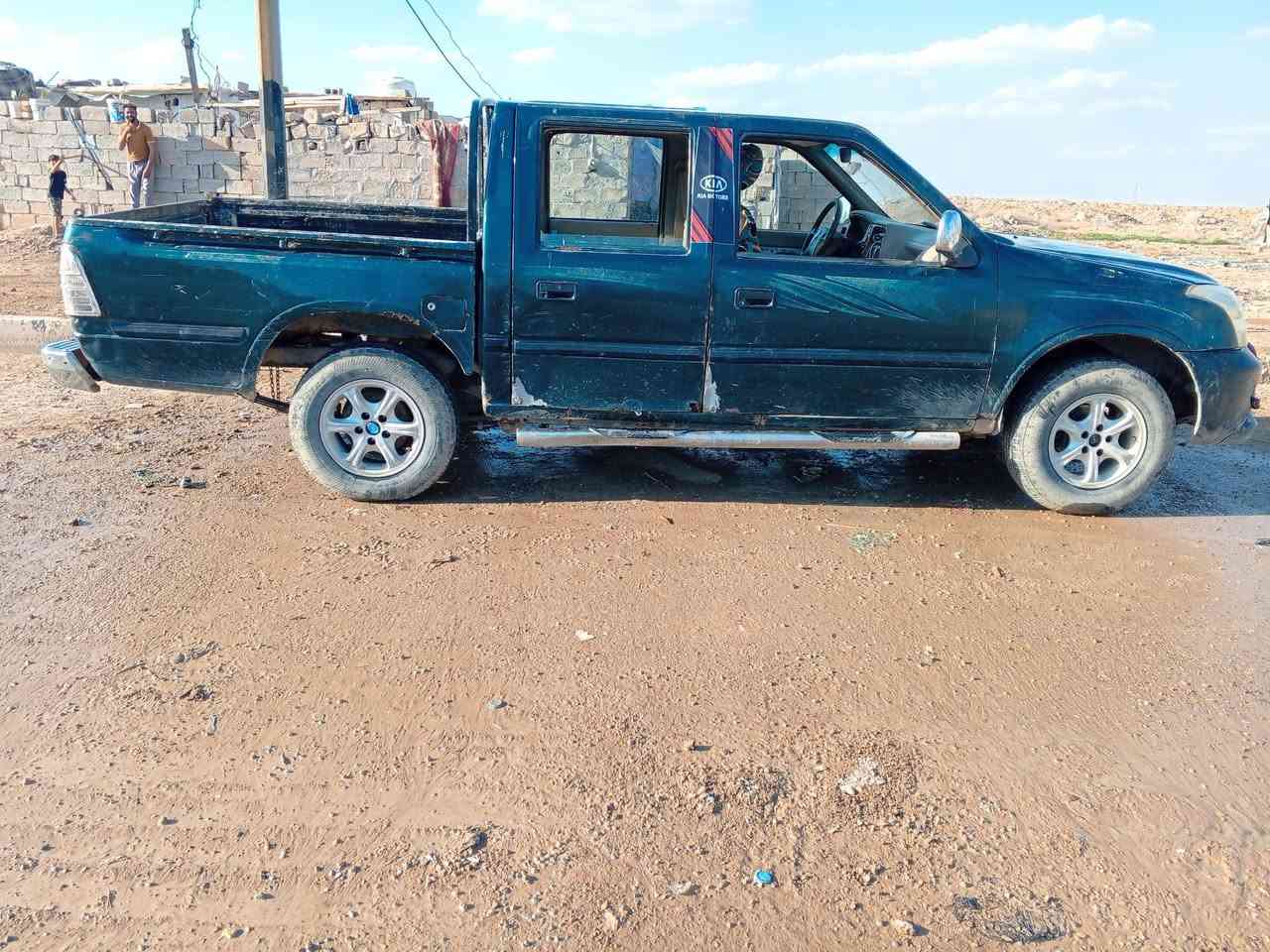 السلام عليكم كنو 2006 للبيع مكينة خمسةوثمانين بيهة خيط بخار قليل رقم نجف انكليزي سنوية 29 مكان السيارة بغداد النهروان السعر 26 وبيهة مجال بسيط ***********
