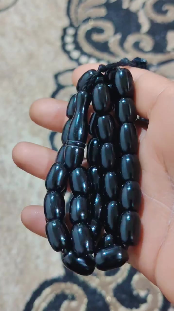 سندلوس الماني انتيك اسود صك
33خرزه نضافه تامه لادخيل ولا توشيم


**إذا كنت صاحب هذا الإعلان وتريد حذفه لأي سبب، رجاءا أرسل رسالة إلى الدعم الفني**