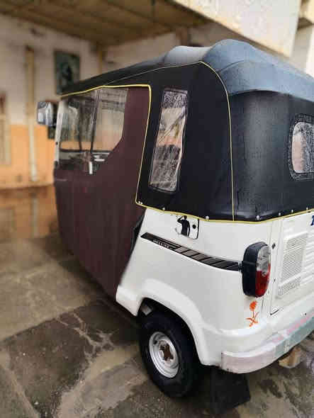 السلام عليكم تكتك للبيع 2020 طالعه ب2021 تكتك جاهزه مكاني بابل القاسم تفاصيل بالفيديو السعر 3و700وبيها مجال رقمي ***********
