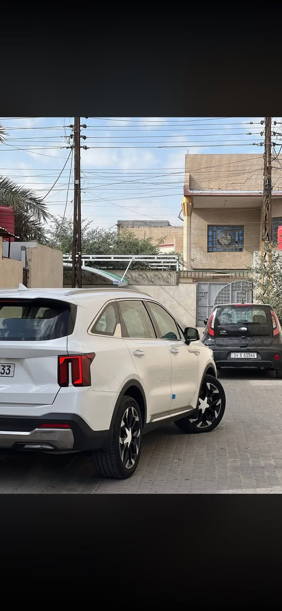 سورينتو 2024 رقم بصره رقم جديد كفاله عامه من كلشي  كارتون السياره ماشيه 19 ويل 20 السياره داتشو كيجات عينه الكترونيه حساسات 360 درجه سياره كلش حلو مواصفات راقيه مكاني بصره ***********
