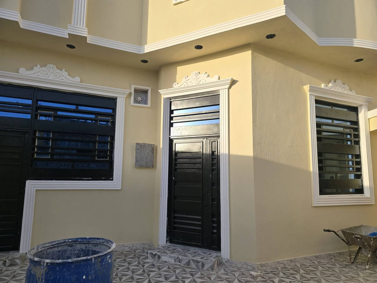 بيت طابو زراعي عراقي ابو خصيب حمدان قريب على شارع الفك ريسي المساح البيت ٢٠٠متر يحتوي على قرفتين وصاله ومطبخ ستقبال وحمام ومدخل حمام خرجي كهربائيّ ماء السعر ٩٥مليون وبي مجال اتصل ***********
