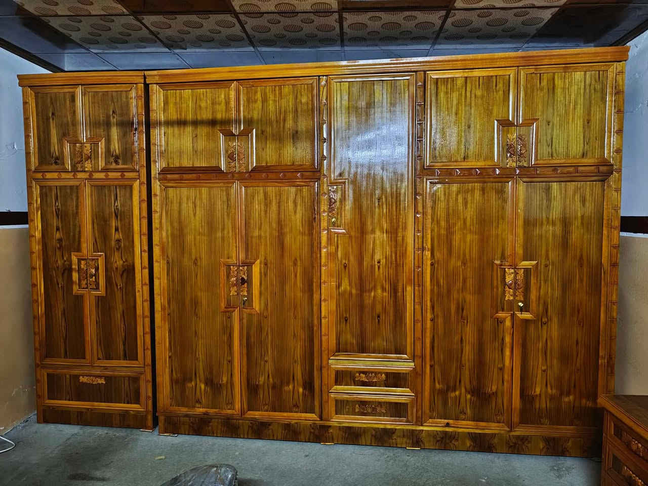 للبيع غرفه خشب عراقي ثقيل جديده ما مستخدمه سعر بمليون قفل


**إذا كنت صاحب هذا الإعلان وتريد حذفه لأي سبب، رجاءا أرسل رسالة إلى الدعم الفني**