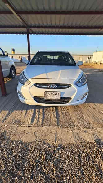 اكسنت للبيع خليجي موديل 2015 السعر 115 وبيها مجال بغداد الامين الثانية بيها صبغ نص باب وجاملغ خلفي جهه اليمنه بدون اي تعمير او دواخل وبيها باب خلف السائق بعده ما مصلح ضربه خفيفه  كير مكينه صدر تبريد كوله مكفول ماشيه 110 شاشه كامره دواره تحکم جهتين تخم تایر جديد سياره جدیده مال بيت سنويه وهزه جديده ***********
