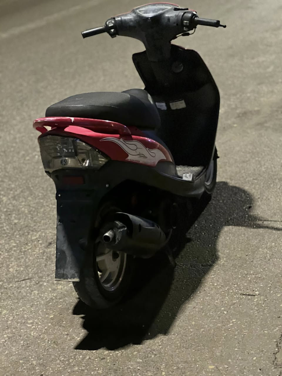 السلام عليكم ماكس عدله 
الدراجه حلوه و نضيفه شوفت عينكم 
عليه تزويد 
ويل نجمه مزدوده 
صالنصه صجميه 
كشن رياضي بلاد 
 الدراجه ((مفتوحه ))
باقي التفاصيل خاص أو تصال 
***********
