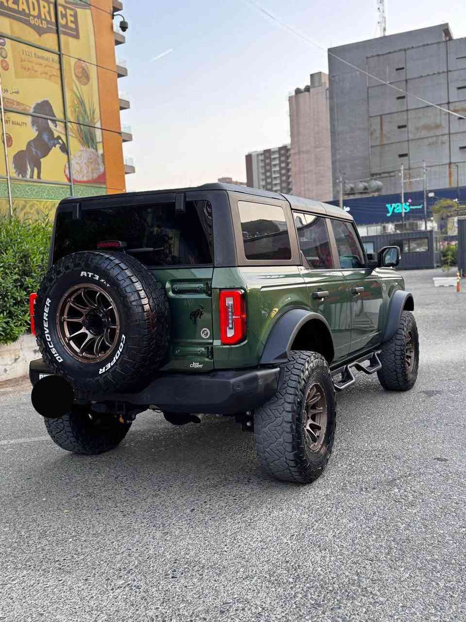 Ford bronco wildtrak Sasquatch special advanced 
Model 2022

فورد برونكو وايلد تراك استراد خاص موديل ٢٠٢٢
سيارة مرقم اربيل جاهزة فحص هزة سنوية جديدة 
باب سايق صبخ نص خلف سايق 
٦ سلندر توين تيربو محرك٢.٧ 
دبل اكسل و انواع اشكال وضعيات القيادة
Mud.ruts , sand , Baja , rock crawl , normal , eco , slippery 
دبلات ماركة فوكس لون اصفر
سقف فايبر كلاس بلاد 
تشغيل عن بعد
مواصفات بصمة تشغيل
بصمة ابواب دخول ذكي
باب كود
٣٦٠ درجة رادار 
٣٦٠ حساسات
٣٦٠ كاميرا
خمس كاميرات
سستم سماعات ماركة boss ٦ سماعات + امبليفاير
سيارة ماشي ٤٠ الف ميل 
مرايات هيتر و نقطة عمياء رادار و لمبة ليد 
كشنات جلد و كهرباء و هيتر 
ستيرن هيتر 
شاشة كبيرة 
بلاجكتور ماركة RC داخل دعامية
بلاجكتور ماركة RC فوق المرايات
ويالها ماركة fuel امريكية 
دوساتها ماركة westin امريكية 
خمس دگم القيادة 
قيادة ذاتية 
اوتو ستارت 
اوتو ستوب
تحديد مسار
بعد هواية مواصفات بي
وايرلس جارج موبايل 
للسعر دزلي رسالة عل خاص او عل رقم تلفون بي واتس اب 
***********
***********
واتس اب موجود + فايبر موجود أربيل, العراق
