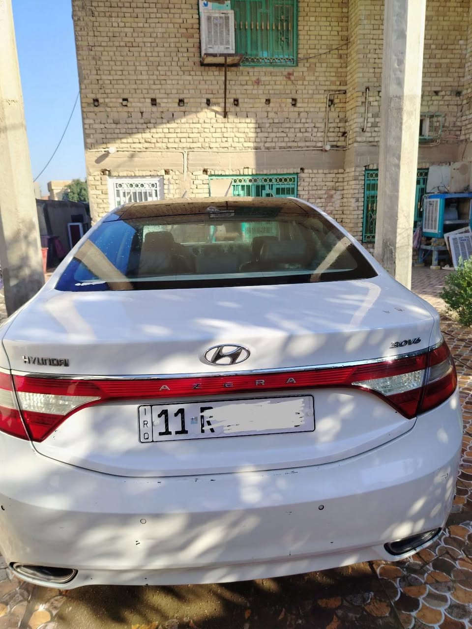 السلام عليكم ازيرا 2013 فول مواصفات VIB خليجي كفالة عامة بيه فقط بارد جداً بسيط بالجاملغ الخلفي 
رقم بغداد باسمي السعر 135 وبيه مجال مكاني بابل 
للاستفسار ***********
