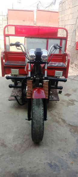 السلام عليكم 
ستوتة سلطان 2018 الوكيل في شارع بغداد للبيع السعر مليون و600 بيه مجال بسيط للشراي اؤراق بأسمي 
العنوان العمارة ابو رمانة قرب الملعب الأولمبي 
الهاتف ***********
