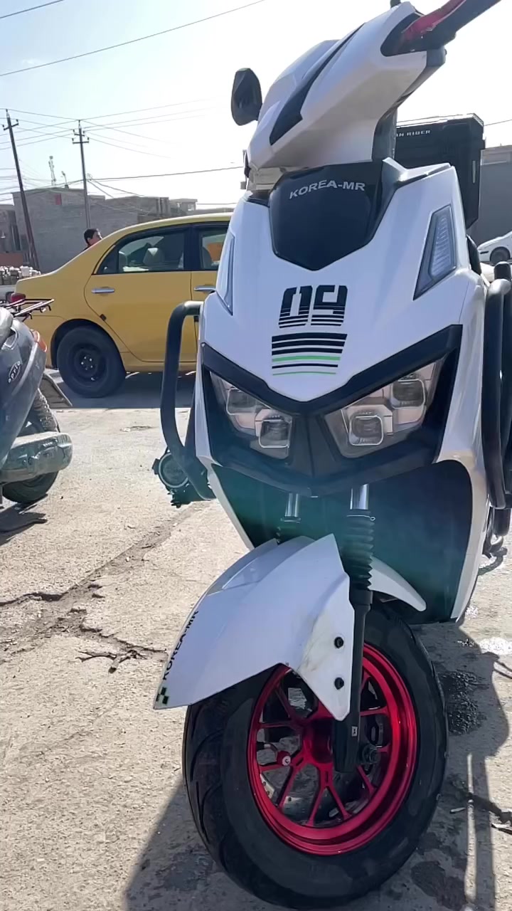 سلام عليكم شباب مطورسكنس المدرع البيع سعر 900وبي مجال رقم الهاتف ***********
