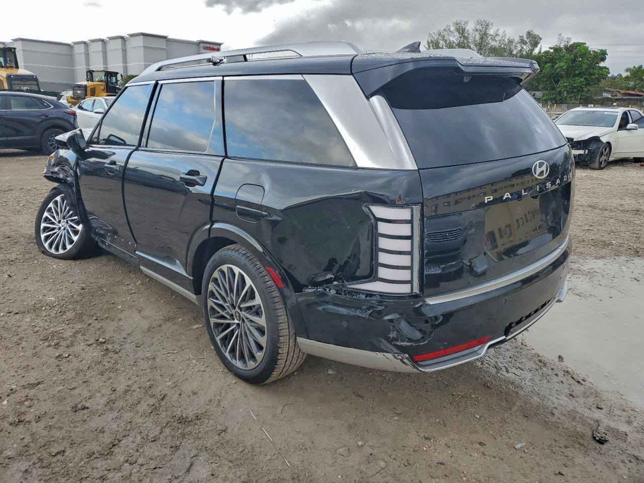 سلام عليكم 
بلسايد ٢٦ للبيع الشكل الجديد اخوان وبأنسب الاسعار ان شاء الله ❤️
سيارة كالكراف وداخل الجديد القيسي هذا نزل بال٢٦ اللون 
🌷والكالكراف اعلى فئة جماعة البلسايد يعرفوها 
السيارة بالطريق توصل نهاية الشهر القادم 
ابيع واصل للعقبة 🌷
صور الحادث بالمنشور ورقم الشاصي بالمنشور 
وقطع غيارها متوفرة عندي موجودات بالحلة يعني للي يريد يصلح حتلا يحتار بقطع الغيار 
للاستفسار ماسنجر موجود 
وهذا رقم تلفوني 
***********
