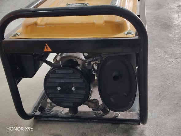 مولد بانزين للبيع
مستخدم شهر واحد فقط جديد بعدو مبدل تبديلة دهن وحده
السعر 250الف
***********
قرية النميصة
