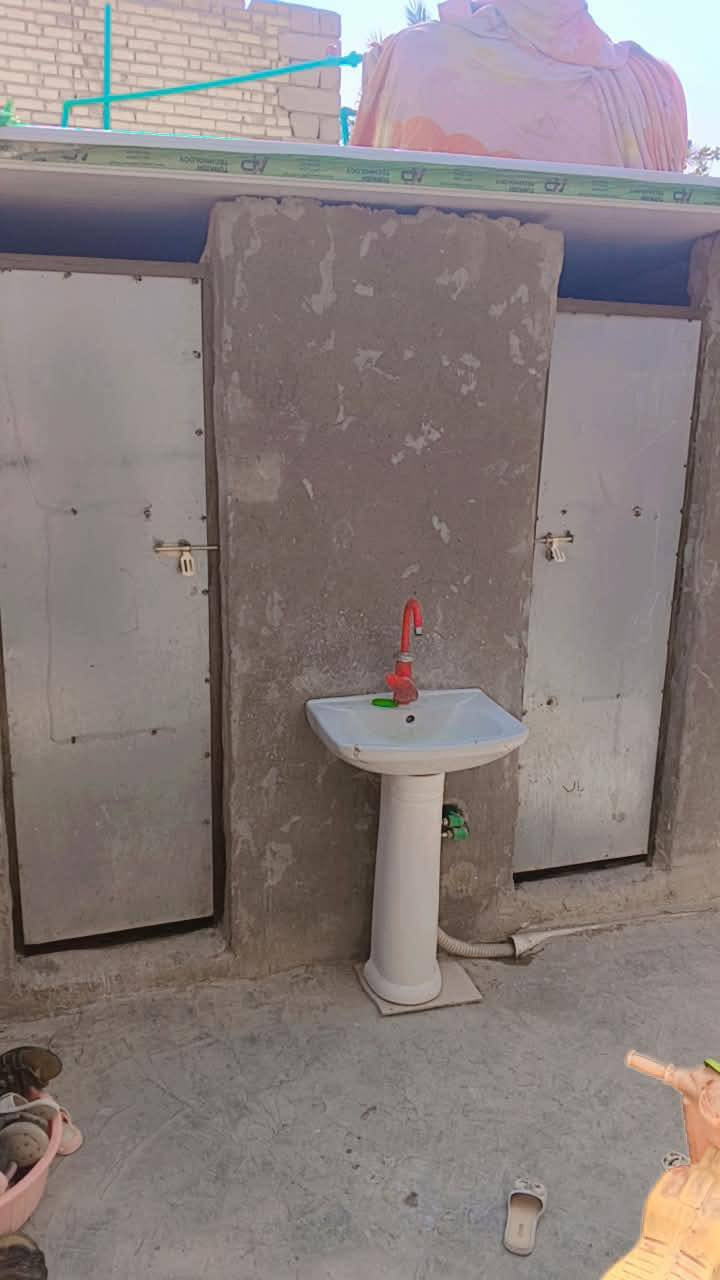 بيت للبيع بالهاشميه شارع جعفر الطيار الجهه الثانيه المساحه 100م
طابو زراعي السعر 35وبي مجال للشراي للاستفسار الاتصال على الرقم التالي 0773 781 5636
