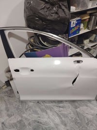 للبيع باب k5 جه يمين امامي بيه هذا الشك اشويه للاستفسار ٠٧٩٠٣٨١١٨٥٣