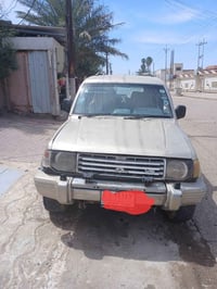 باجيرو • ميتسوبيشي باجيرو • باجيرو 3000 • سيارة للبيع • سيارة العماره ...