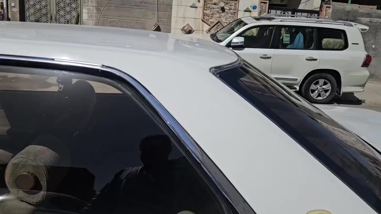 ه
سوبر هارتوب ٩٢.......كشرتها نضيفه حيل ......مكينه كير حاويه.......كارتون......حداديتها ممتازه ......بغداد قرب مرور التاجيات......كامره .....شاشه.....كهربائياتها شغاله
 كلها....السعر ٦٠ .....‎0772 537 2973
