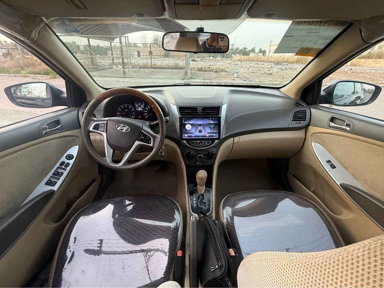 السلام عليكم 
اكسنت 2015 محرك 1600 دبل قطره السياره مكفوله مــن الحادث بيه قطعه وحده صبغ جاملغ خلفي باقي السياره كفاله السونار مرفق مع الصور كير ومحرك مكفولات صدر امامي وخلفي نضيف تخم تاير جديد كهربائيات كله شغاله سياره بدون نقص الحمدلله معروضه ( 92$ ) وبيه مجال بسيط مكاني بغداد الدوره شارع 60 للاستفسار *********** بغداد, العراق
