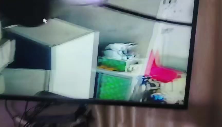 كامره إHD تصوريها حلو كلش هاي تعادل اربع كامرات تخليه لنص  يطلع شارع كله  سعره ٧٥ على فحص


**إذا كنت صاحب هذا الإعلان وتريد حذفه لأي سبب، رجاءا أرسل رسالة إلى الدعم الفني**