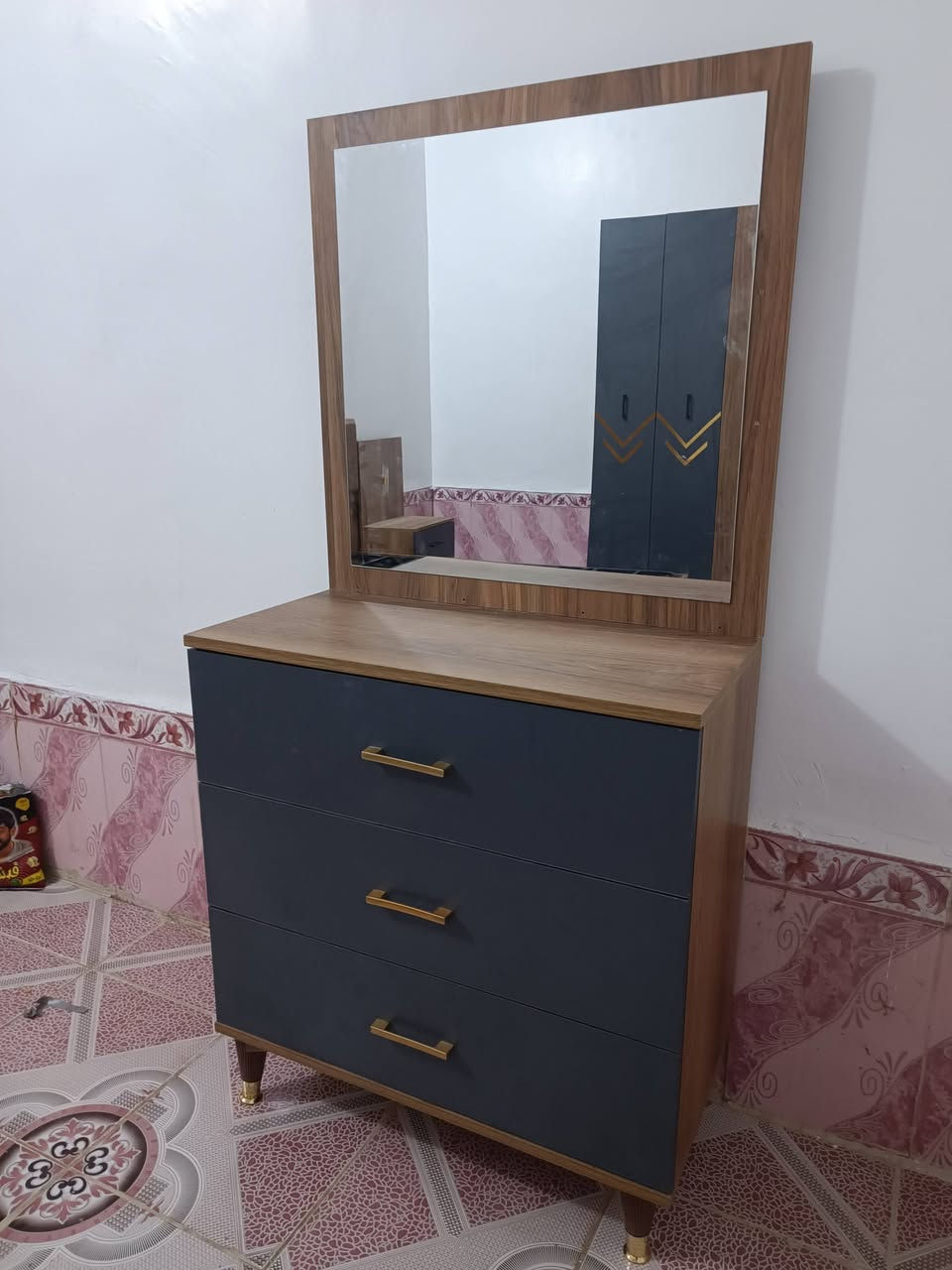 للبيع
غرفه تركي 
ام السته 
اقتصاديه 
نظيفه 
بسعر مناسب 
للاستفسار ***********
