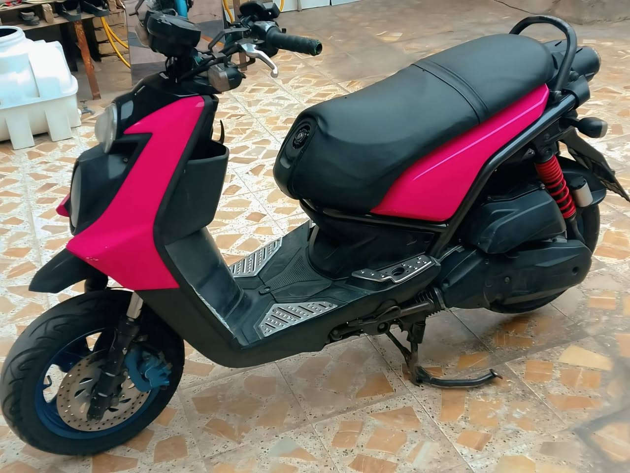 سلام عليكم شباب دراجة سكنس جبلي لبيع لتواصل ***********
