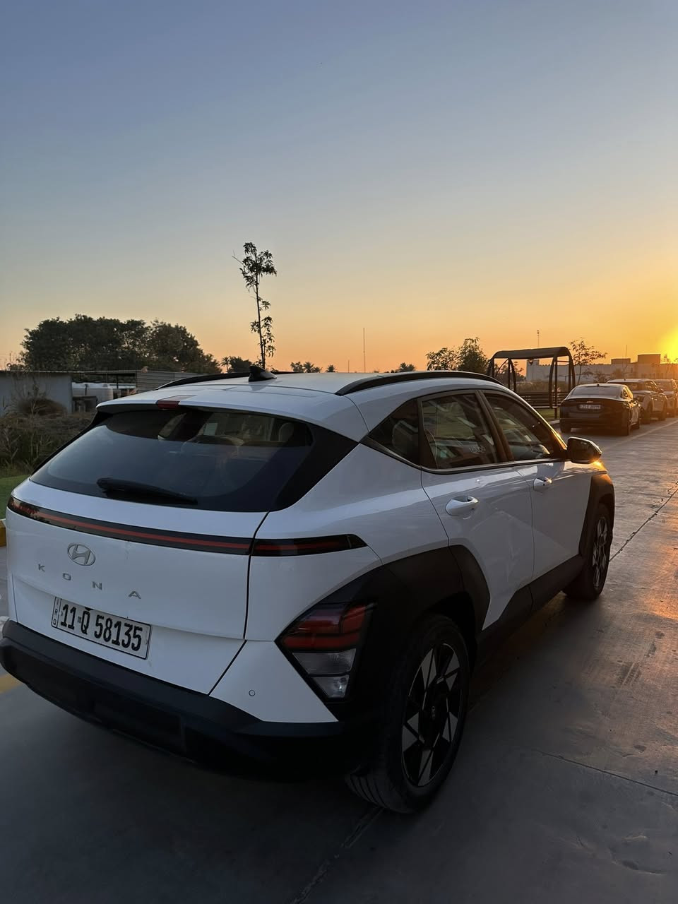 السلام عليكم. كونا خليجي . موديل ٢٠٢٤
ماشيه ٩ الف . فول مواصفات. رقم بغداد بسمي . 

كفاله من صبغ بارد سياره بيه طخه بل باب صغير 

ما أسويه عافيه. السعر ١٩٧ ورقه وبيها مجال. رقم تلفون 

***********
