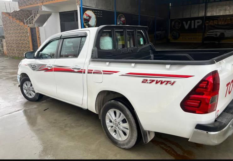 تۆیۆتا هایلۆکس 2024 مەرزییە 
 شەریکە ساز
 پارچە ڕەش لەسەر ساغی
 بەناوی خۆمانەوەیە هەموو
 سێرڤزەکانی لە شەریکە بۆ کراوە
 ٣٧ هەزار کیلۆمەتر ڕۆیشتووە 

سعر لە کۆمێنت داوابکە ڕاستەخۆ بۆت دیت 📩 

گیرومەکینە بەشەرت زۆربەجوانی پاکی ماوە هیچ خەلەلیکی تیدا نییە 

ژمارەی خاوەنی 
***********
