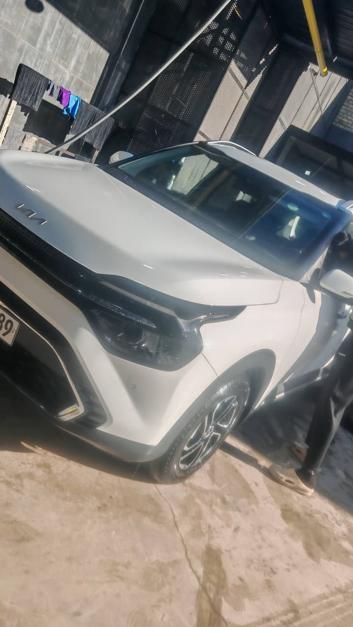 كيا كارنز
موديل 2024

 VIP فول مواصفات 

المسافة المقطوعة ( 14.000 Km )

تحكم استيرن جهتين 

ويل كب كروم حجم 16

 لايت زينون

كشافات أمامية 

فتحة سقف سلايد 

حساسات أمامي وخلفي 

تبريد ثلاث قطع 

تبريد لمس 

شاشة وكاميرا بلوتوث  

كشنات جلد  

عدد المقاعد مع السائق ( 6 ) مقاعد الصف الثاني  منفصل

دسكات أمامي وخلفي 

سنتر لوك 

محرك ( 1500 ) دبل نوزل

كير 8 سرعات 

مانع انزلاق 

حساس إطارات 

إضاءة محيطية 

تحكم المري الجانبية كهربائي 

اشاير بالمري الجانبية 

رقم اربيل جديد

سنوية باسمي 

بصمة تشغيل 

بصمة أبواب 

التشغيل بصمة 

السيارة مكفولة 

خاضعه لضمان شركة اكدال (NIM) 

أوضاع قيادة ( normal _ sport _ Eso )  السعر (19200 $ ) وبيهة مجال

المكان بغداد 

سبب البيع السفر

اتصال أو واتس اب على الرقم التالي: 

( *********** )
