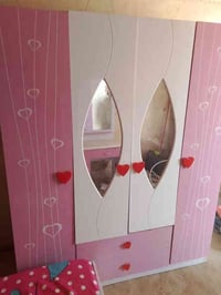 من رخصة الادمن بيع مستعجل  غرفة نوم بناتية كامله السعر250الف قفل بدون ...