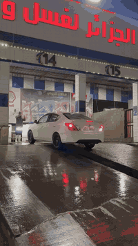 سلام عليكم نيسان سني موديل 2023ماشيه 72كيلو سياره مكفوله ماعده صندوك بي طخه خفيفه فقط ومصلحه والباقي كفاله  شركه كامره خلفيه شاشه كبيره حساسات خلفيه منضومه زنون  السعر 125بيهة مجال بسيط ***********
