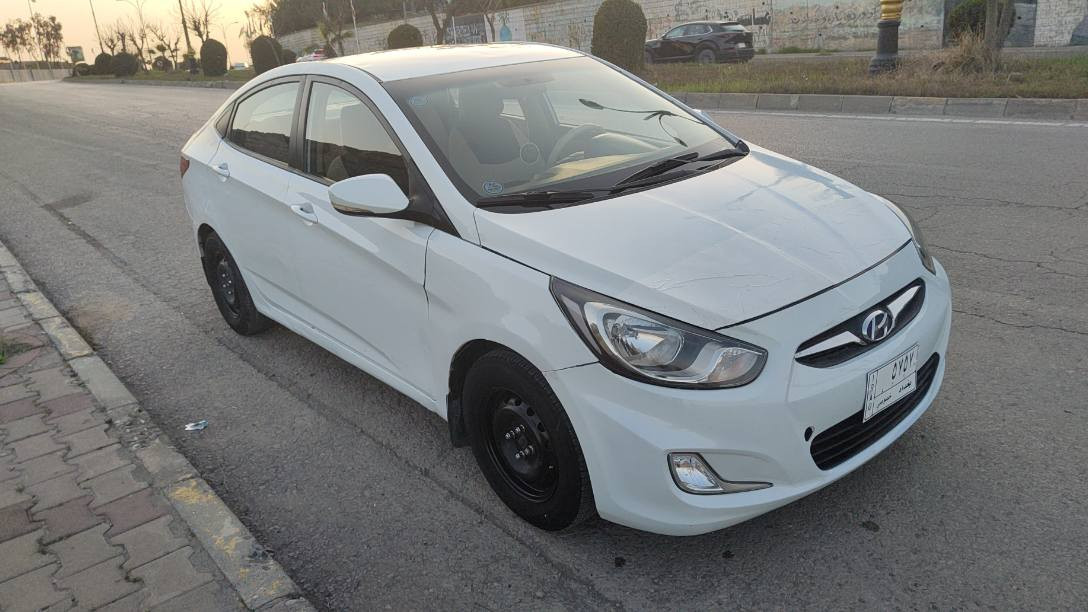 هۆندای ئەکسێنت 2014// ***********
بڕاوەی دوبەی
تۆماتیك
کارەبایی
تەبرید سارد و گەرم
ئایپاد
سوکان ڤۆلیۆم
کامل جایزە و مەسرەفی تەواوی کراوە .
تەنیا شوێنی مووسەکانی بۆیاغە ،،
گێڕ و مەکینە بەشەرت
پێش و پشتی بەشەرتە ە دەعامی بۆ دەعامی بەشەرت،،

نرخی    // 56  معامەلە
بۆ پەیوەندی   //  ***********
ڤایبر وتساپ تیلگرام رانية, السليمانية
