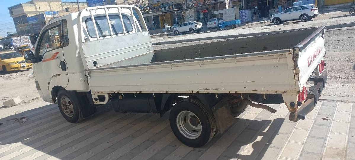 كيا  بنكو  موديل  ٢٠١٠
سعر  ٩٥  ورقه 
***********

رقم  ديالى
