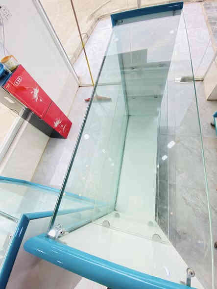 فاترينات للبيع
عدد٢
طول ١٢٠
ارتفاع ١٢٠
***********
