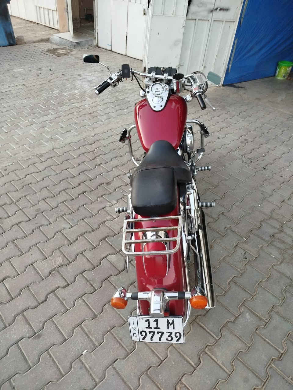 السلام عليكم 
هوندا شادو 750cc رقم بسمي السعر 35 
اموضح التزويد الي عليه 
ماكو داعي احجي وكول مكينه و كير و كهربائيات وكاله 
مكاني كركوك ***********
