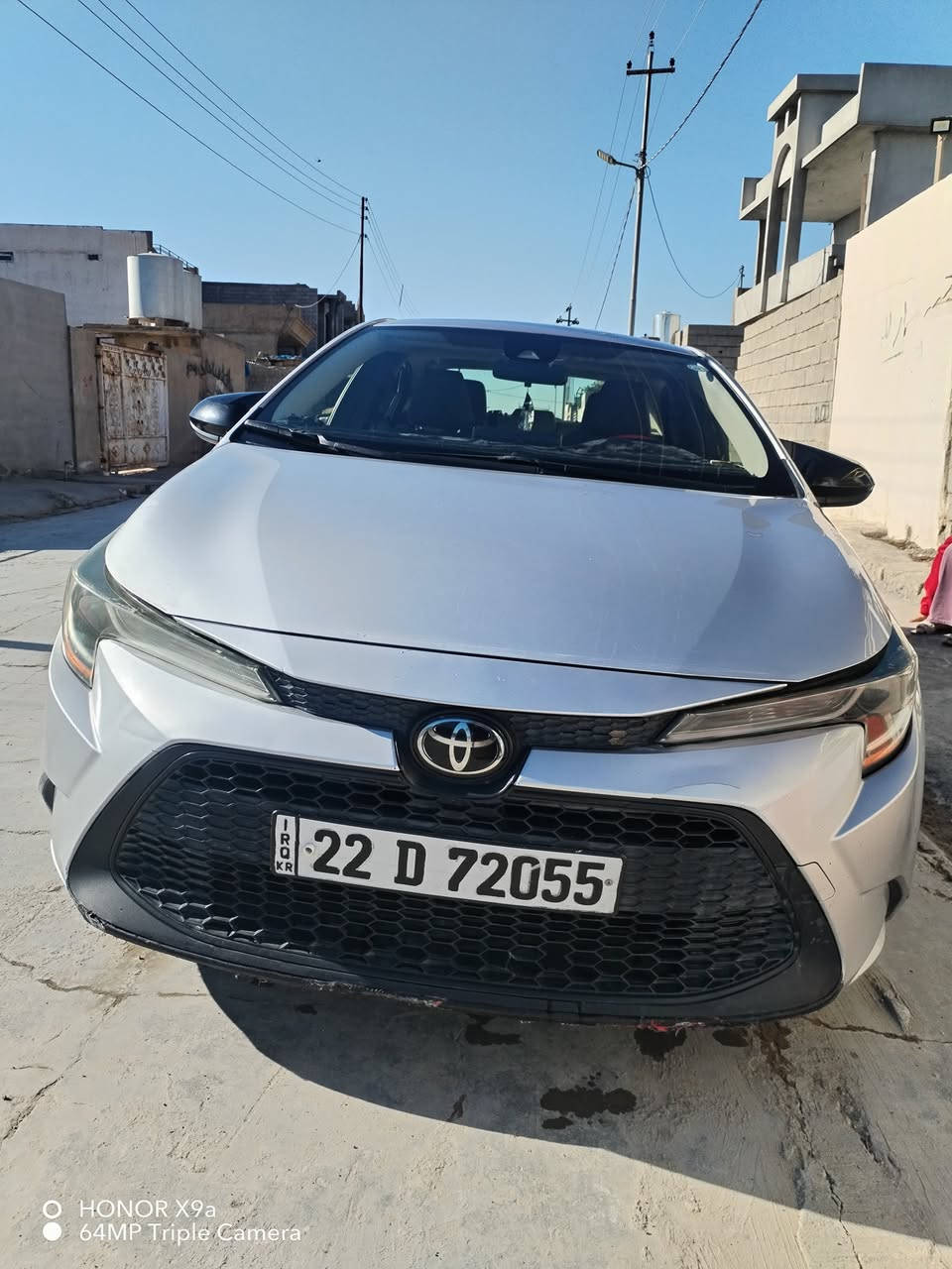 السلام عليكم سيارة كورلا للبيع موديل 20 كلين بيها بس مكانات بارد ماشيه 143 الف ميل السياره ما ناقصها شي رقم أربيل جاهزه بس تروح تحول فول مواصفات بصمه أبواب بصمه تشغل فتحه سقف السعر 155 او بيها مجال  الاتصال *********** سونار موجود رقم الشاصي موجود
