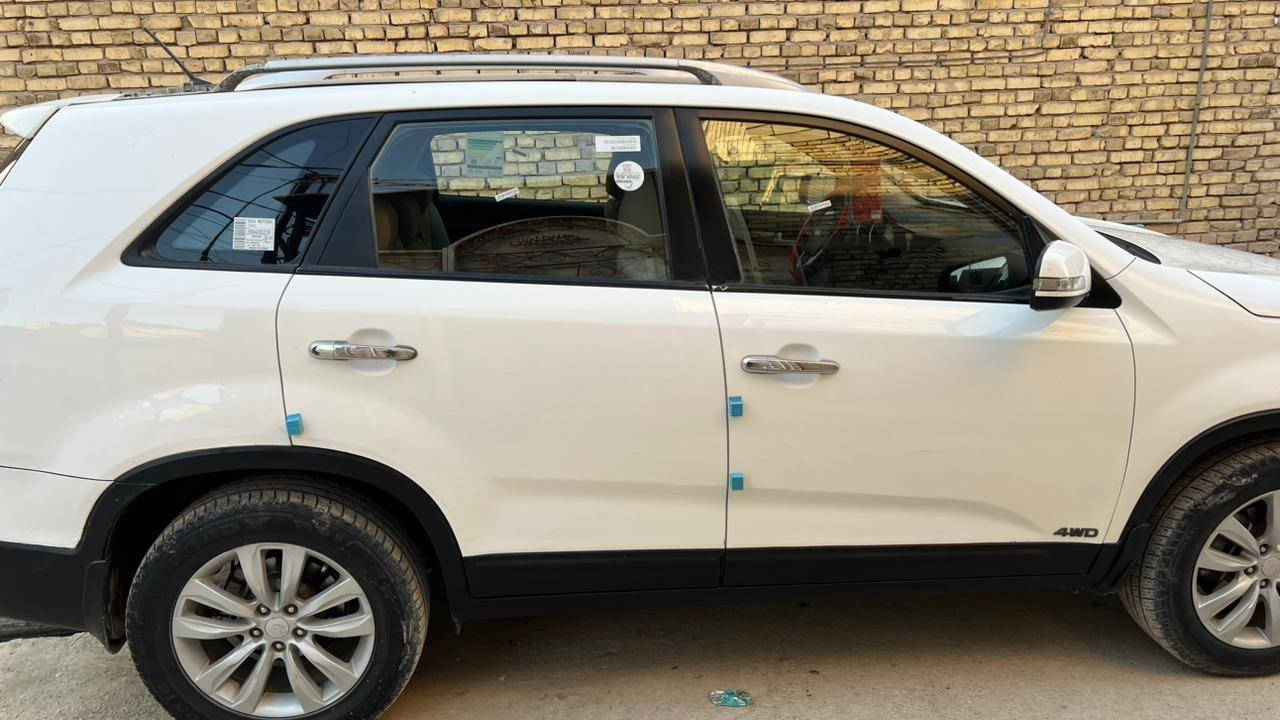 سلام عليكم سورنتو 2010 خليجي مشروع وطني بصرة رقم مميز مكينة 2400 دوش يشهد الله كلش ناعمة وخير من الله 7 راكب بانوراما فور ويل رقم أنكليزي بأسمي تحكم ستيرن حساسات كهرباتيات كاملة تبريد تدفئة شاشة جدبدة فقط مبدل بنيد بالعراق سيارة مال جناي يشهد الله 
السعر 138 وبيه مجال محتاج وابيع مستعجل 
078 000 15580 مكاني ذي قار/ سوق الشيوخ
