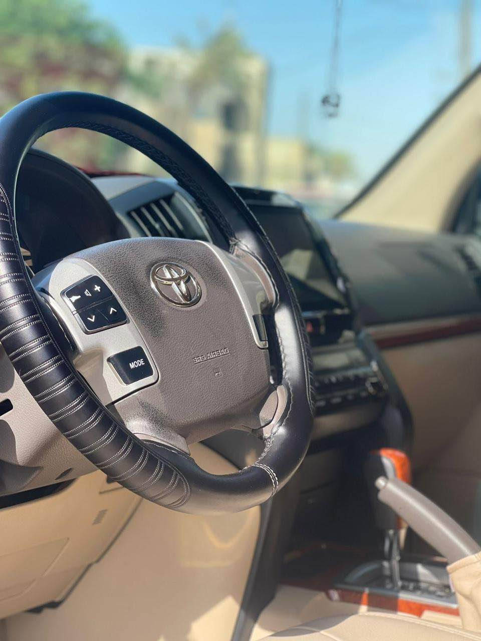 السلام عليكم

لاندكروز للبيع موديل 2012 مكفولة من الصبغ والتبديل فقط الدعامية الامامية مصبوغة ماشية 118الف حقيقي السيارة بريم اصل GXR مكان السيارة بغداد حي الحسين 

السعر 34500$ وبيها مجال بسيط 

للاستفسار *********** بغداد, العراق
