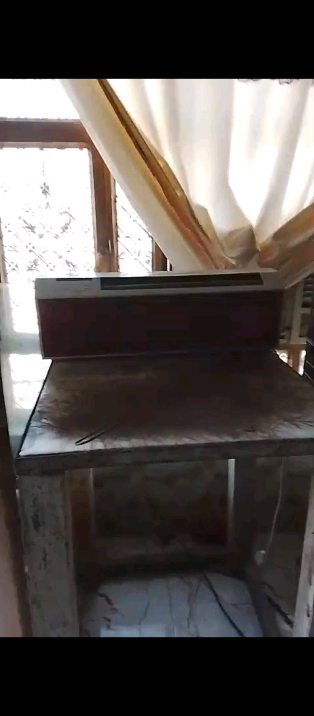 اغراض محل كامله للبيع 
شوايه  دجاج  أو  سمك السعر  ٣٥٠ 
مبرده كبيره السعر  ٦٠ 
ميز  حديد للتقطيع السمك السعر  ١٠٠ 
مثرامه لحم أو  حمص 
السعر ٢٥٠  
مكانه مدينة الصدر ناصرية