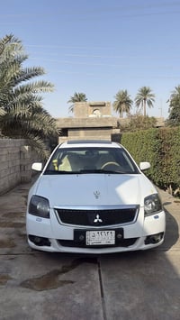 متسيبوشي گالنت 2011  فول مواصفات  السيارة مكفولة و على وضع الشركة     ...