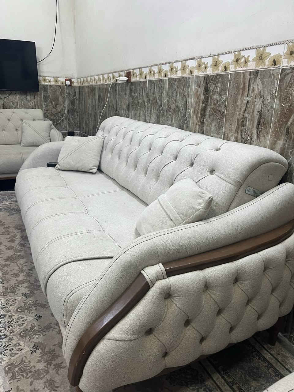 سڵاوی خودای گەورەتان لێبێ بەڕێزان
ئەم قەنەفە بۆ فرۆشتن10نەفەرییە،12ورقەی پێدراو،نرخی ئێستای 7ورقەو معامەلە
چەمچەماڵ
ئێوەی بەڕێزیش کەلو پەلەکانتان لەنامە بنێرن


**إذا كنت صاحب هذا الإعلان وتريد حذفه لأي سبب، رجاءا أرسل رسالة إلى الدعم الفني**