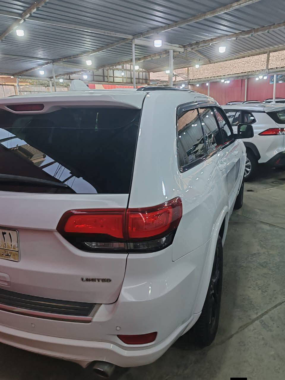 2021 ماشي ١٨ميل فقط
مواصفات السيارة

1-رادارات جانبية 
2-حساس خلفي 
3-توقف ذاتي
4-ستيرن تدفئه
5-نضام ECO
6-مانع انزلاق
7-جنطة كهرباء
8-ويل كب كروم اسود 20
9-كشن سايق كهرباء وباقي جلد مطعم مخمل
10-تدفئة وتبريد بالكشنات
11-اطفاء ذاتي للمحرك لتوفير الوقود
12-شاشة كبيرة نضام Gps
13-تبريد قطعتين 
14-تشغيل واطفاء عن بعد
15-بصمة ابواب
16-مري جانبية هيتر مع عاكس للضوء 
17-كامرة خلفية دوارة-
18- لايت والبلوجكتر الامامي عدسة
19-بصمة ابواب

سيارة جديدة حرفيا معنى الكلمة رقم بغداد تحويل ثاني يوم

بغداد / كرادة 

السيارة ماشية ١٨ الف حقيقي بعدهة بريحة الشركة
والحادث تبديل فقط
السعر240 وبيهة مجال بسيط 

***********
سونار موجود وحادث ع خاص 
بيع فقط
