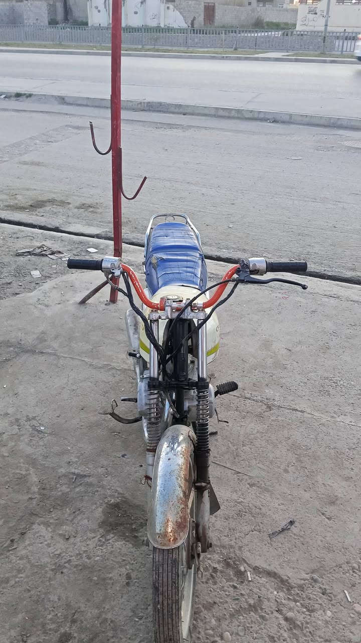 بارت 55555 للبيع 200الايمن 17
تموز شارع 60


**إذا كنت صاحب هذا الإعلان وتريد حذفه لأي سبب، رجاءا أرسل رسالة إلى الدعم الفني**