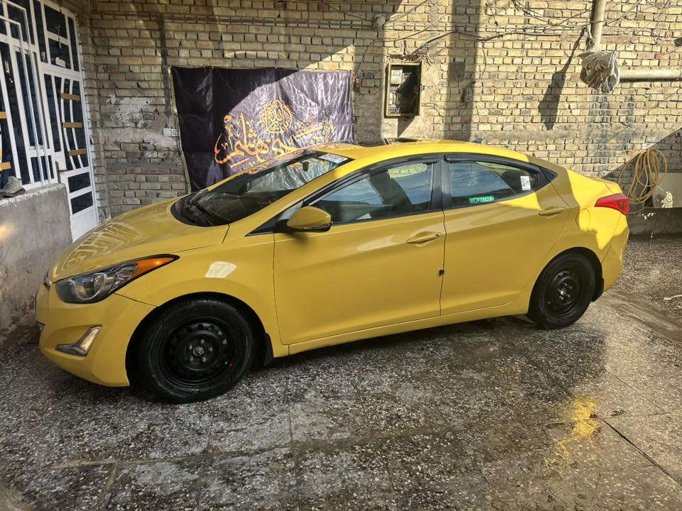 السلام عليكم سياره النتره وارد امريكي موديل 2012صور حادث منشوره مواصفات فول ماعده بصمه رقم بغداد بدون تبديل محرك كير صدر تبريد تخم تاير مكفولة سعر 103بيه مجال بصيط العنوان بغداد الامين النتصال ***********
