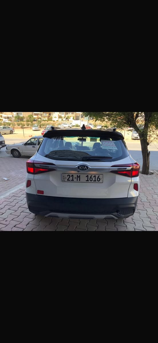 السلام عليكم كيا سليتوس
ابيض خليجي شركه الدوليه قماره اسود بلاد رقم سليمانيه الجديد ه
بيها باب خلفي مبدل وصبغ نص جاملغ خلفي والجاملغ الثاني ماشيه 74 الف كيلو  سعره 147 قابل للتفاوض  عنوان بغداد حي الجهاد  رقم التلفون *********** ابو هيا
