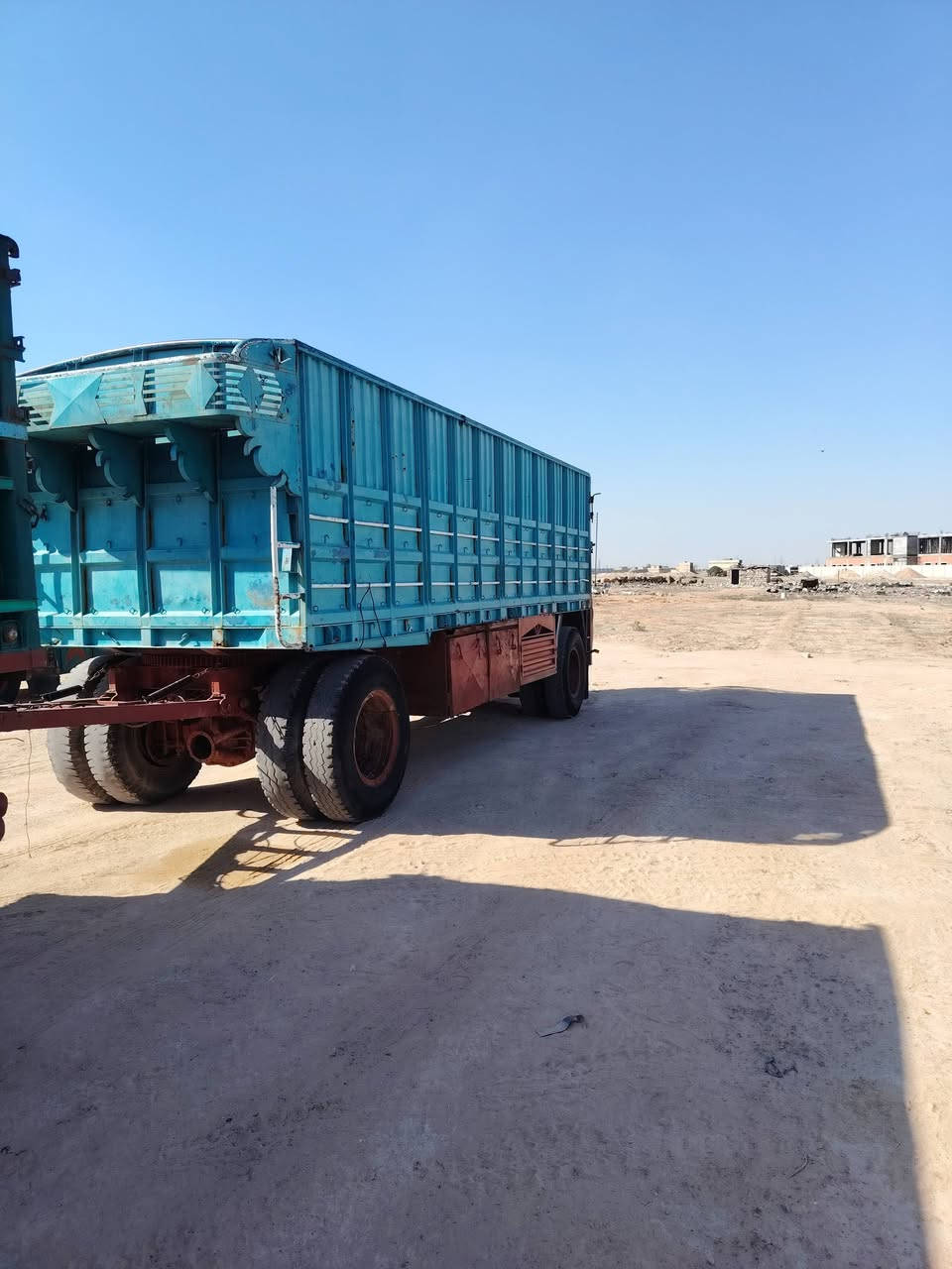 مقطوره للبيع ارتفاع 175 اطول 760
العنوان النجف رقم التلفون ***********
