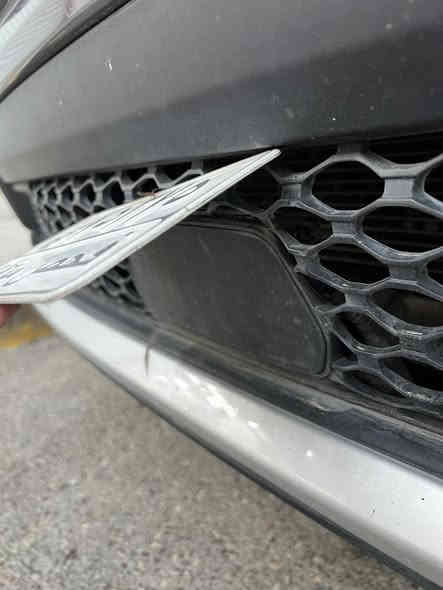 مالمستعجل اخذتها ب 179 رايدها ب 155 بيها مجال مستعجل جداً *********** شارع فلسطين 
🔥 للبيع فوراً: جيب كومباس 2022 – شبه جديدة! 🔥

🚗 المواصفات:
 • 9 سرعات أوتوماتيك ✅
 • فور ويل 4×4 ✅
 • سايد بريك كهرباء 🛑
 • رادار أمامي ونقطة عمياء 🔔
 • شاشة كبيرة مع CarPlay و Android Auto 🎶
 • 5 مقاعد واسعة + شنطة كبيرة 🧳
تبريد قطعتين 

💪 السيارة شبه جديدة، عداد قليل، 

📞 للتواصل بسرعة: (*********** )
