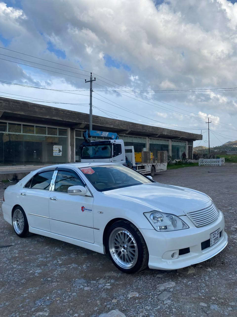 ***********
سەلامی خوالەهەموولایەک 
شاینەی ساغ 2005  .فولی بیصڵاید
گێڕوومەکینە گەورە واتە 182 بێدوکەڵ
گێڕومەکینە بەشەرت /بۆیاخ بەشترت 1پارچەی بۆیاخە چەمەلەخی دواوەوەبۆیاخە لەیابان\دەعمووکەڤەروو شاسی بەشەرت 
سپی ناو زەرد سێپەردەو سەلاجەو مەرکەزی جڵد 
کامل کراوە بە سپۆرت کەئەڵێن تاقانە ئەمەتاقانەیە بەمانای کەلیمە خۆی ڕەلەسمەکان جۆنە ئاوایە لەواقعە دەعەمی پێشەوپاشی دوسە کانی کروە بە 84شریکە.بە گلایتی دواوە وە لیزە رە.بلاجکتوری لیزە رە.زورشتی کەی تیدایە..باس ناکریت.
ناونیشان سلیمانی 
سعر 95گەڵا 
تکایە نامەمەنێرە جواب نادەمەوە لەگەڵ ڕێزمدا
